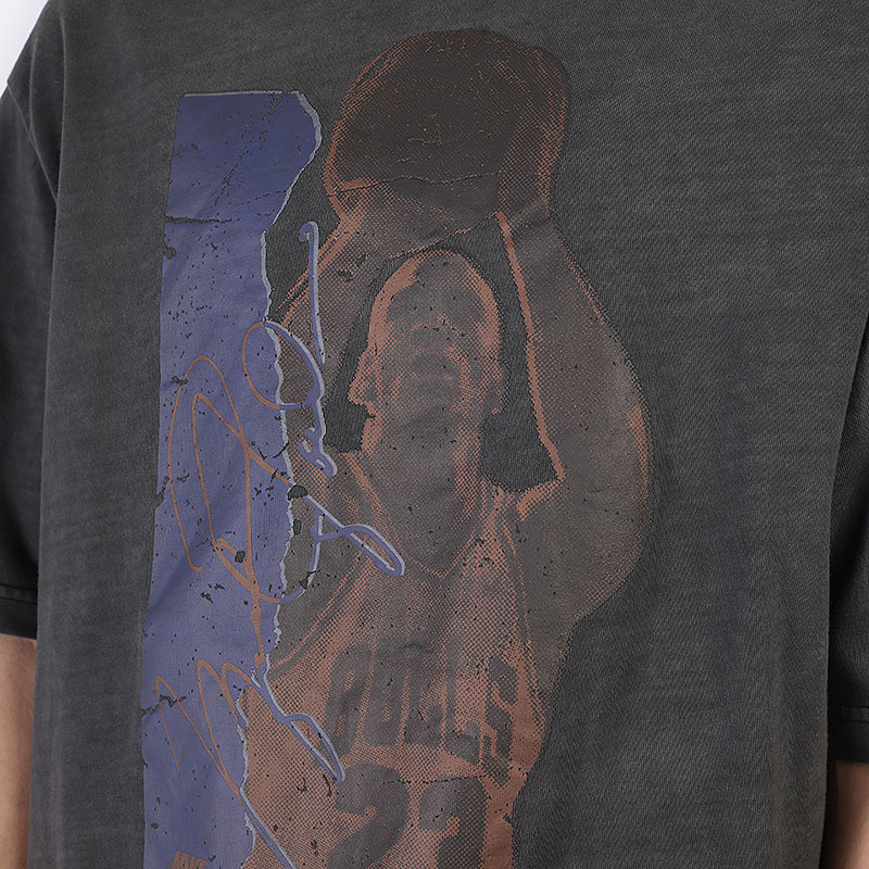 Мужская футболка Jordan Flight Heritage 85 Tee (DA9891-010)  - цена, описание, фото 2